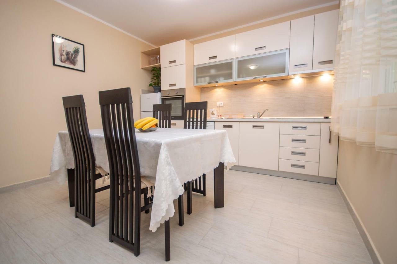 Apartment Nikolic Kotor Exteriér fotografie